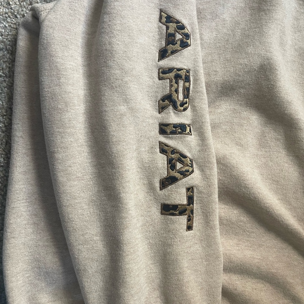 Ariat women sweatshirt